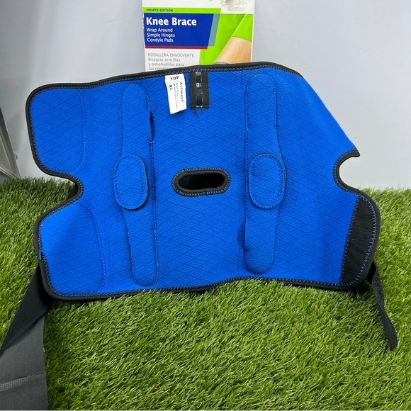 Actimove Knee Brace Wrap Around, Simple Hinges, Sport Edition XL Black, Cool Max - Picture 7 of 9